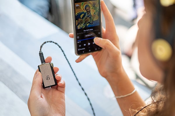 iFi Audio Go Blu DAC-Amp ขนาดพกพา รองรับ Hi-Res Audio | Bluetooth
